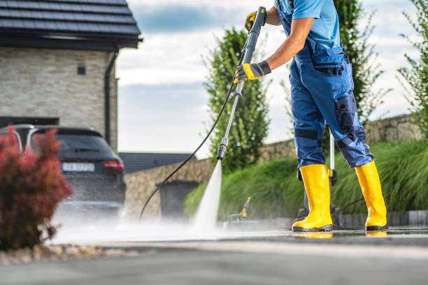Why Choose Our Certified Pressure Washing Experts for Your Project Needs in Temperance, MI?